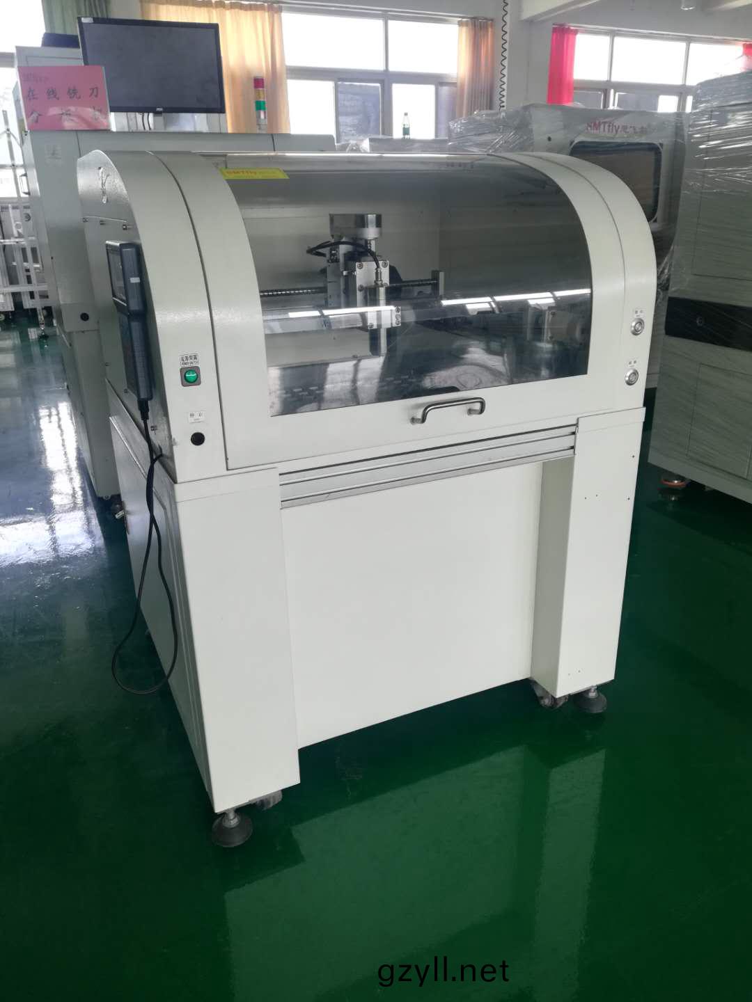 落地單檯(tai)麵銑刀分闆機(ji)