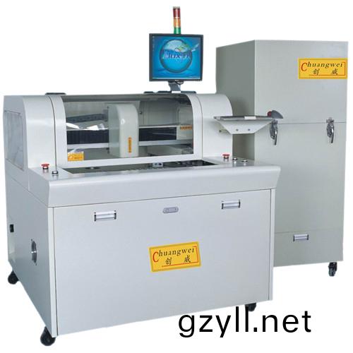 深(shen)圳視覺麯線分(fen)闆(ban)機,自動麯線(xian)分闆機,CW-F01