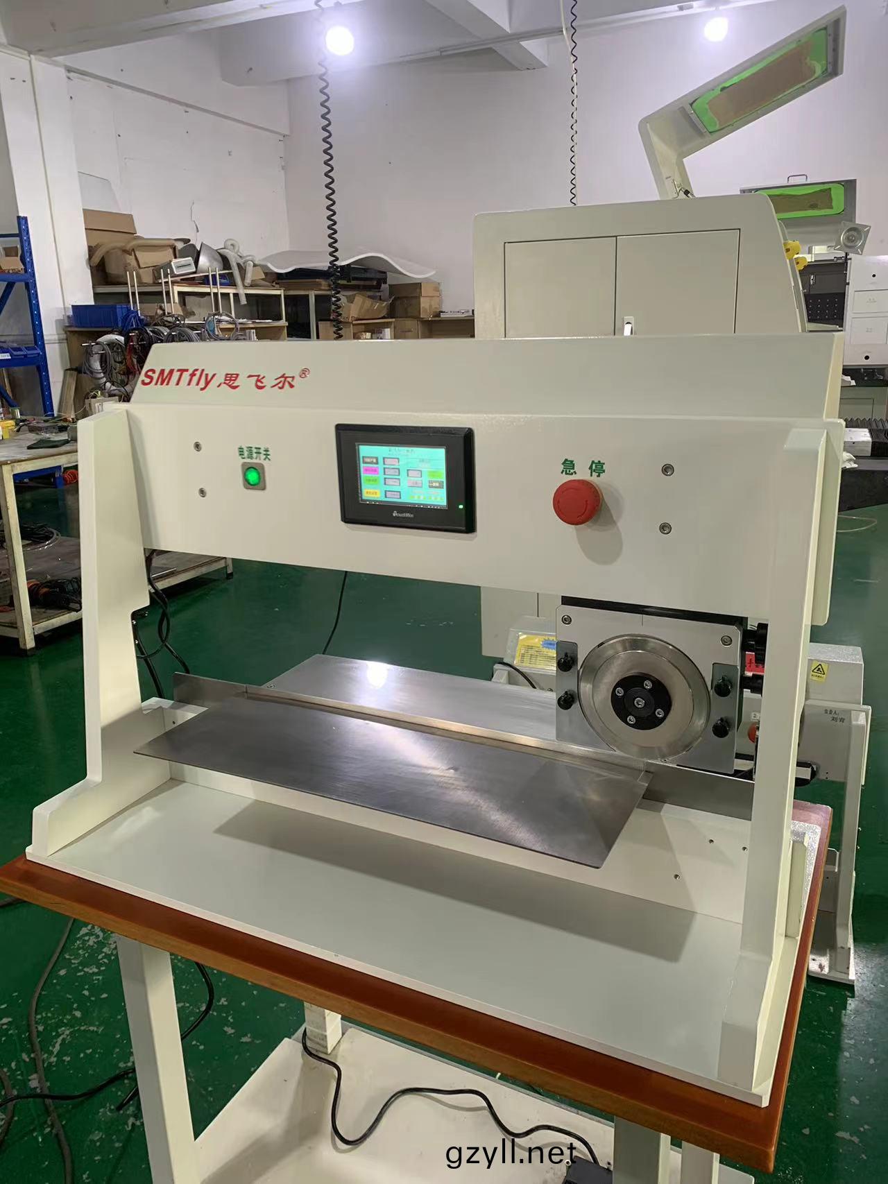 電動走刀(dao)分闆機